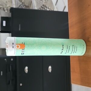 Amika "the Kure" Shampoo - # 4